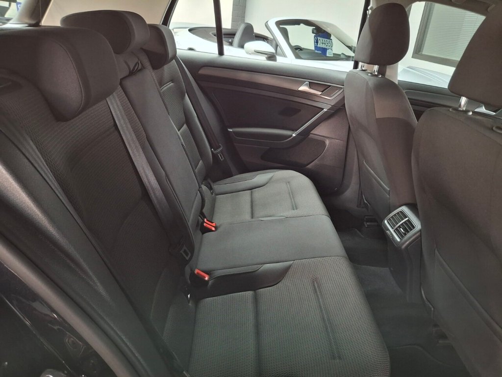 Used Volkswagen Golf 2019 for sale - 76081136: Photo 38