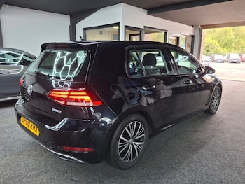 Used Volkswagen Golf 2019 for sale - 76081136: Photo 4