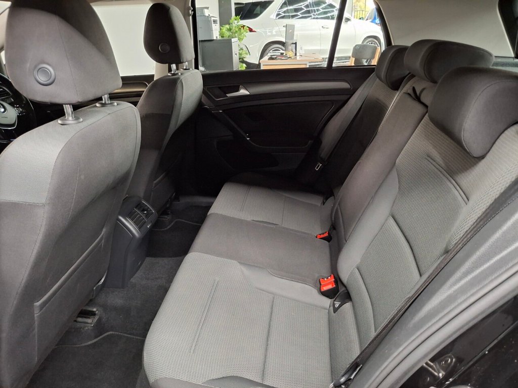 Used Volkswagen Golf 2019 for sale - 76081136: Photo 7