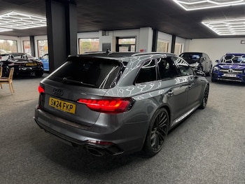 Used Audi RS4 2024 for sale - 76986272: Photo