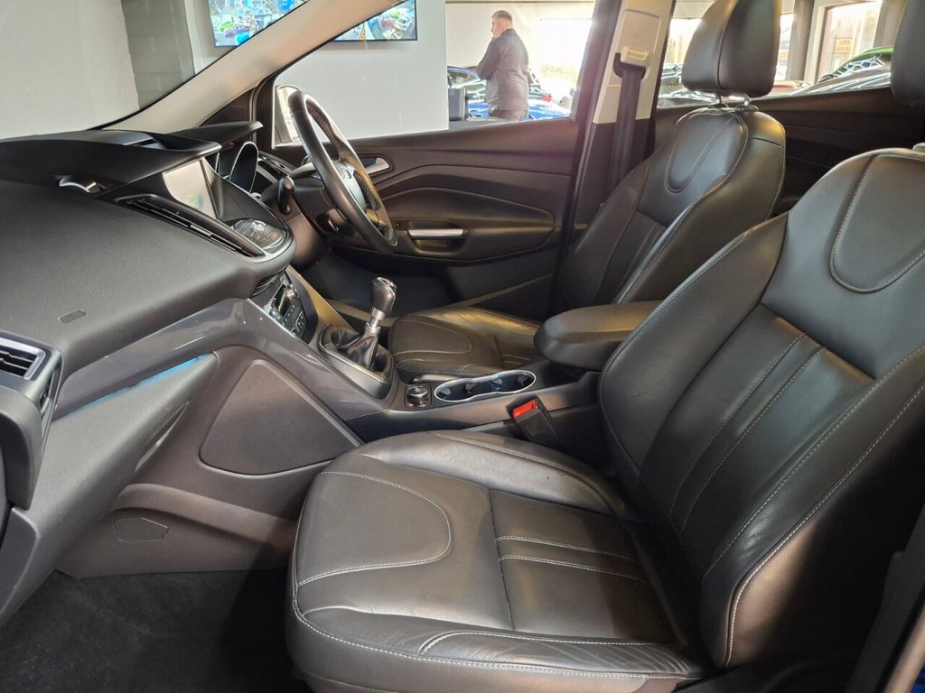 Used Ford Kuga 2015 for sale - 76582147: Photo 24