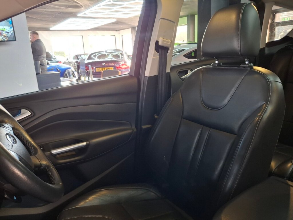 Used Ford Kuga 2015 for sale - 76582147: Photo 27