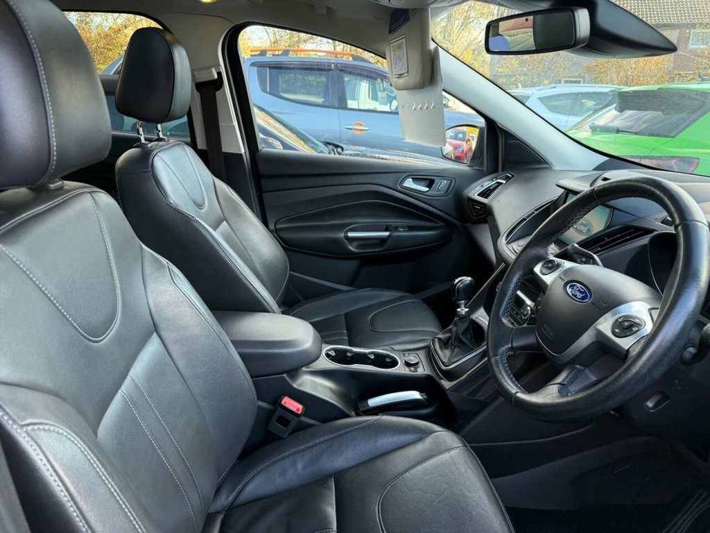 Used Ford Kuga 2015 for sale - 76582147: Photo 5