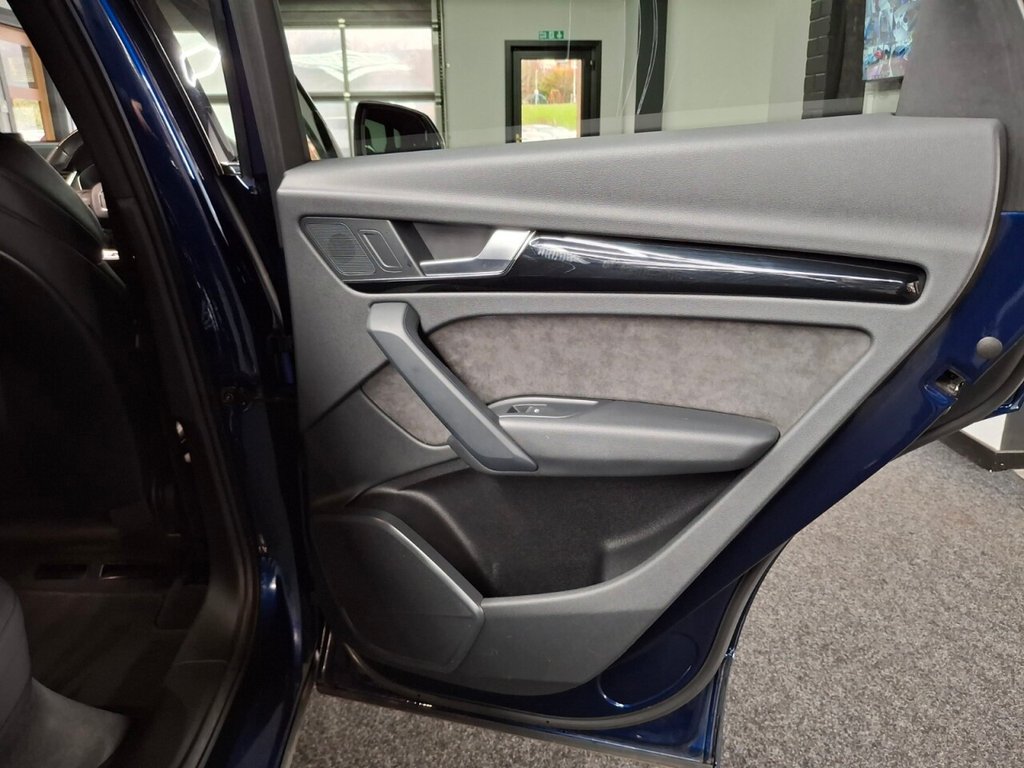 Used Audi Q5 2019 for sale - 76900224: Photo 37