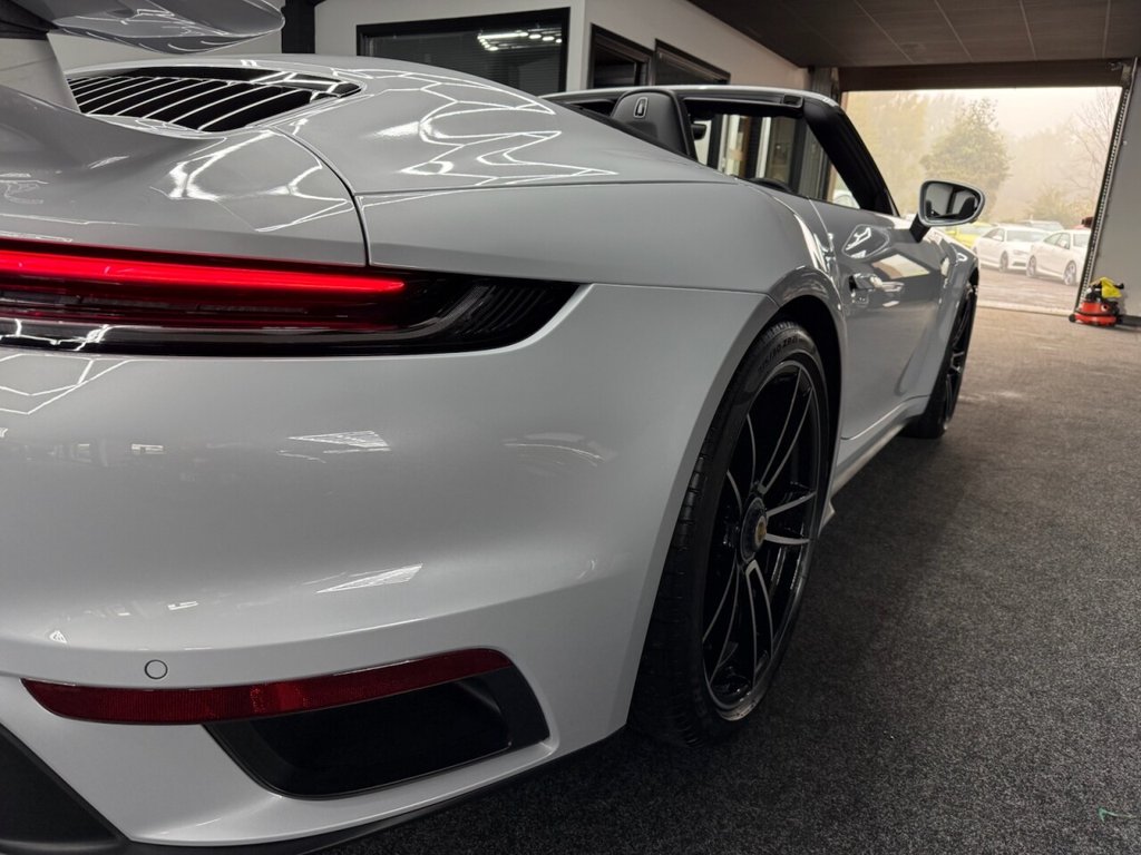 Used Porsche 911 2024 for sale - 76923223: Photo 16