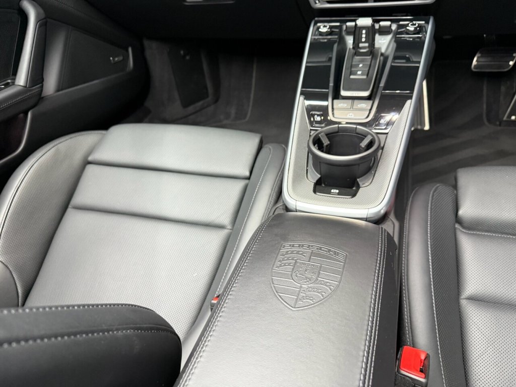 Used Porsche 911 2024 for sale - 76923223: Photo 44