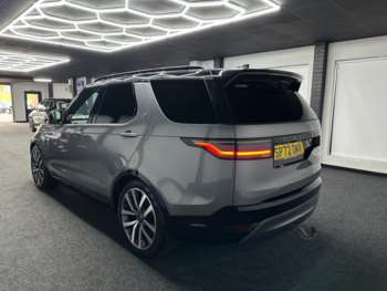 Used Land Rover Discovery 2022 for sale - 74002222: Photo