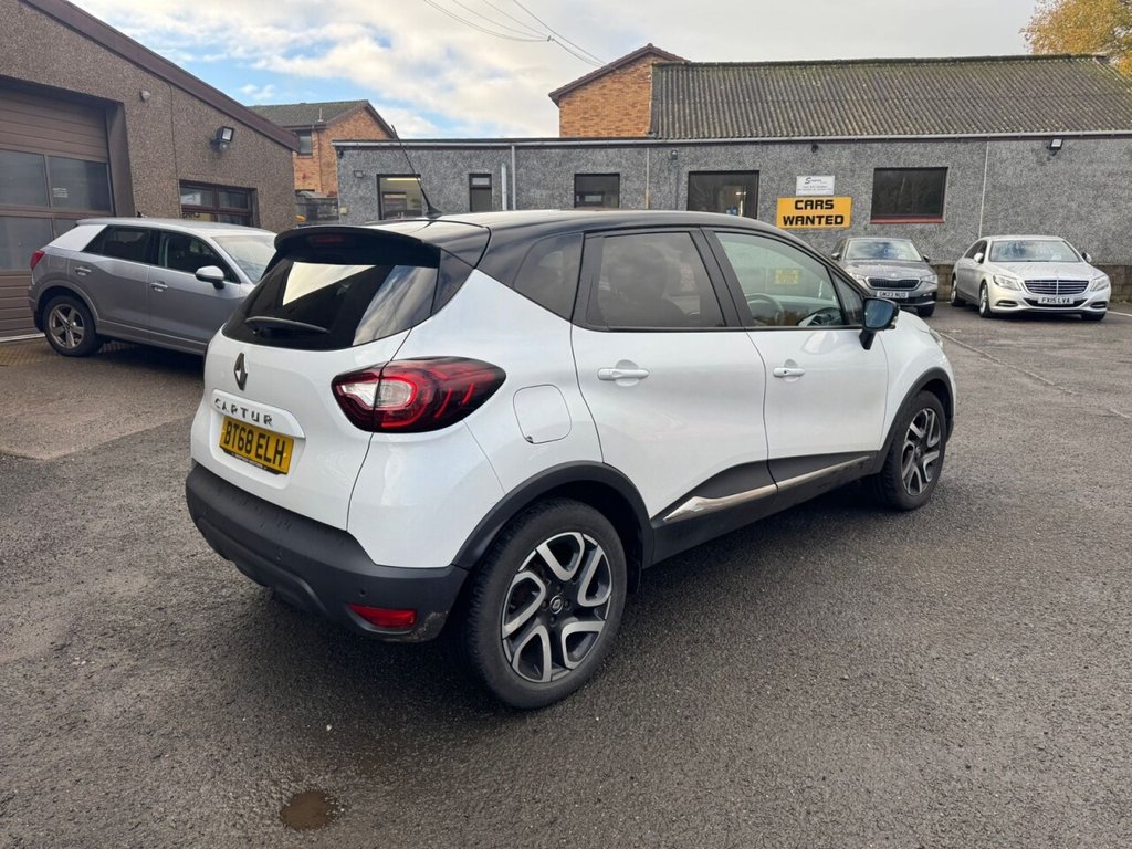 Used Renault Captur 2018 for sale - 76535568: Photo 2