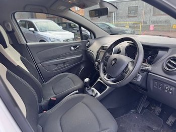 Used Renault Captur 2018 for sale - 76535568: Photo