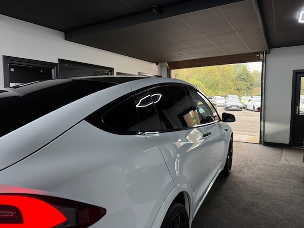 Used Tesla Model X 2020 for sale - 76256081: Photo 13
