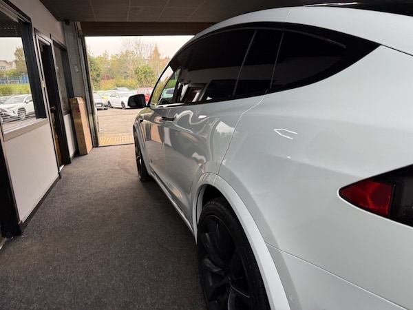 Used Tesla Model X 2020 for sale - 76256081: Photo 6