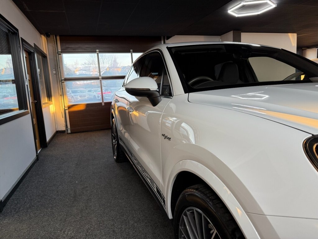 Used Porsche Cayenne 2019 for sale - 76582706: Photo 17