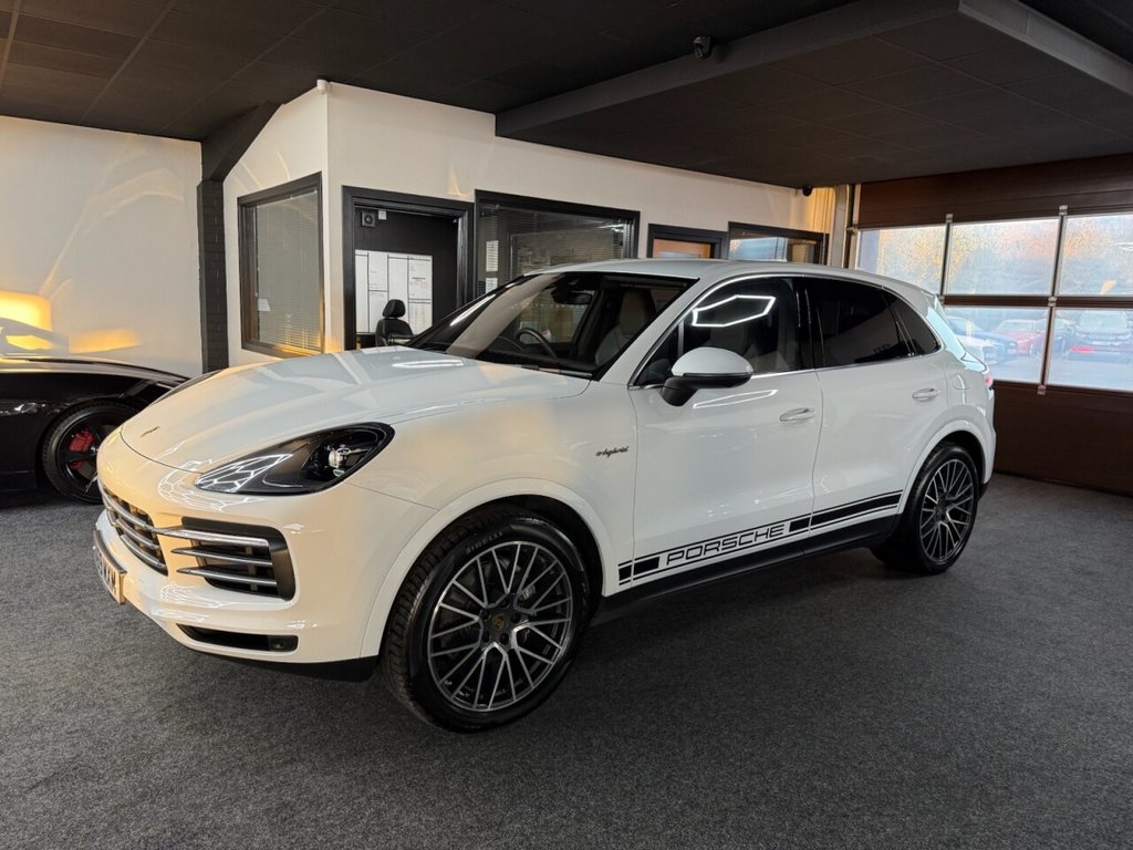 Used Porsche Cayenne 2019 for sale - 76582706: Photo 2