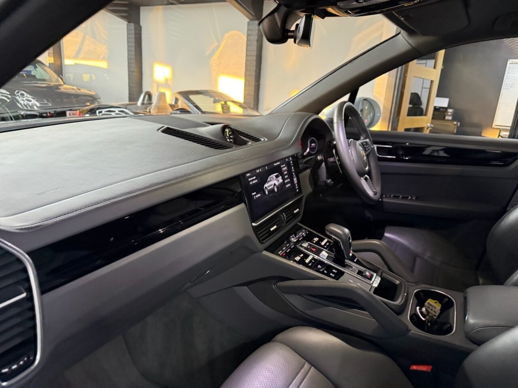 Used Porsche Cayenne 2019 for sale - 76582706: Photo 32