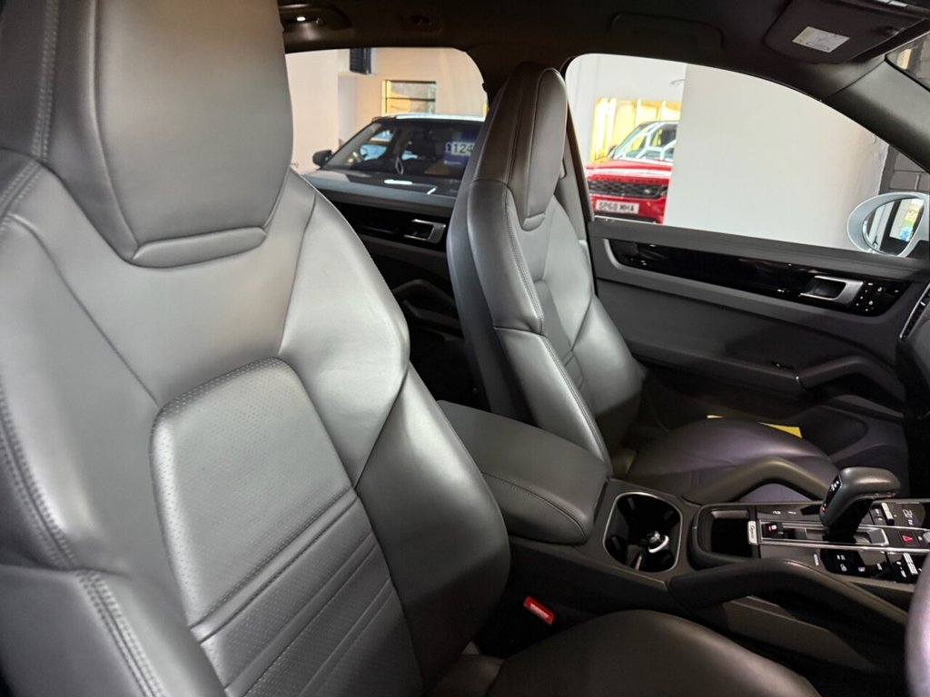 Used Porsche Cayenne 2019 for sale - 76582706: Photo 39