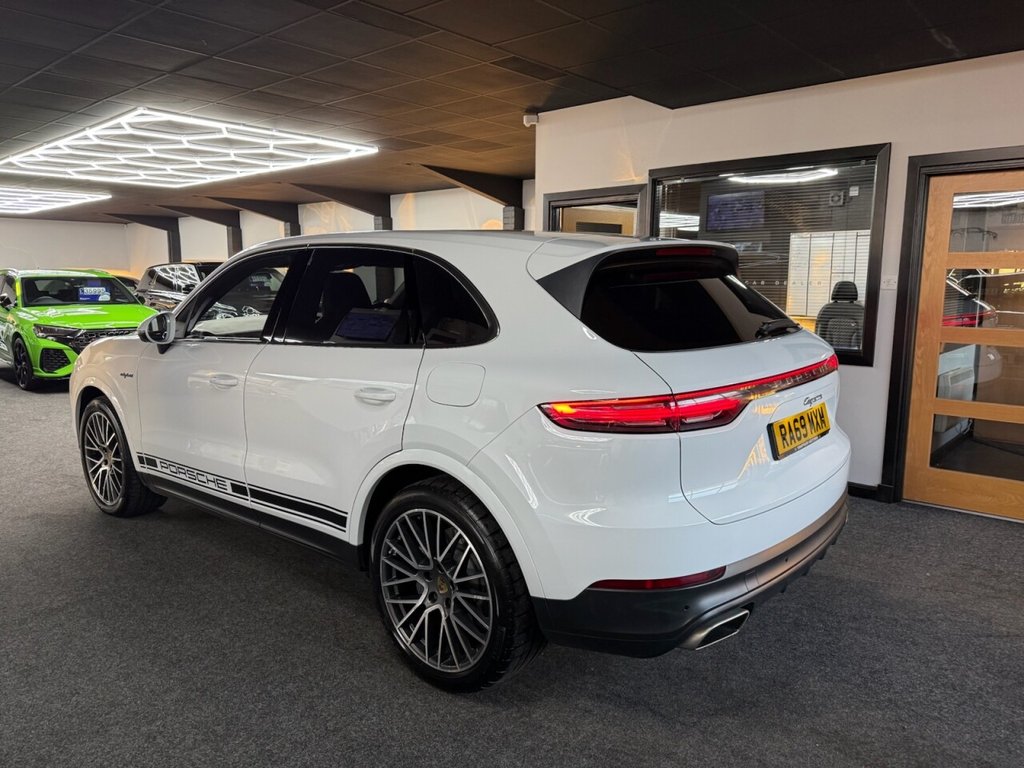 Used Porsche Cayenne 2019 for sale - 76582706: Photo 4