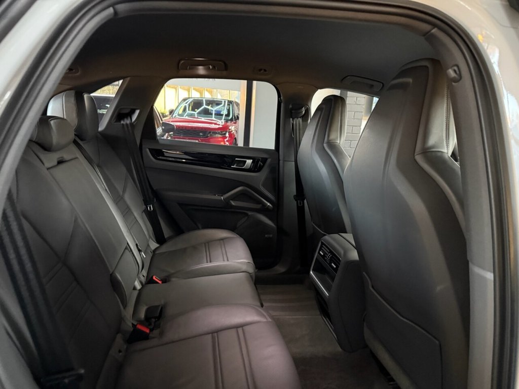 Used Porsche Cayenne 2019 for sale - 76582706: Photo 41