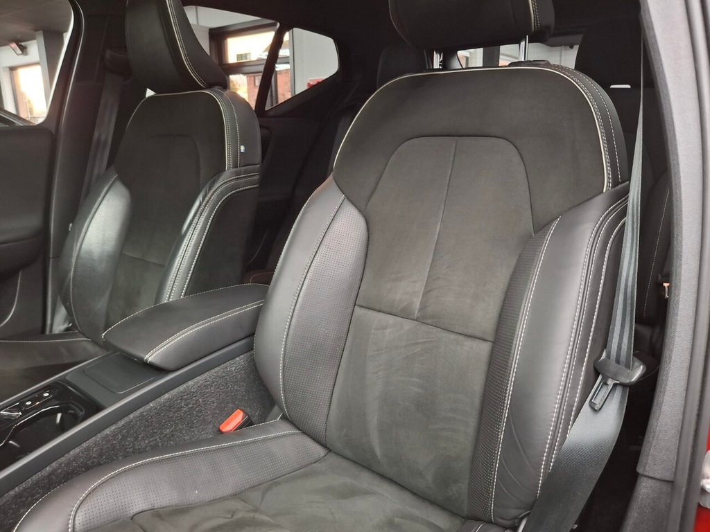 Used Volvo XC40 2020 for sale - 76768801: Photo 28