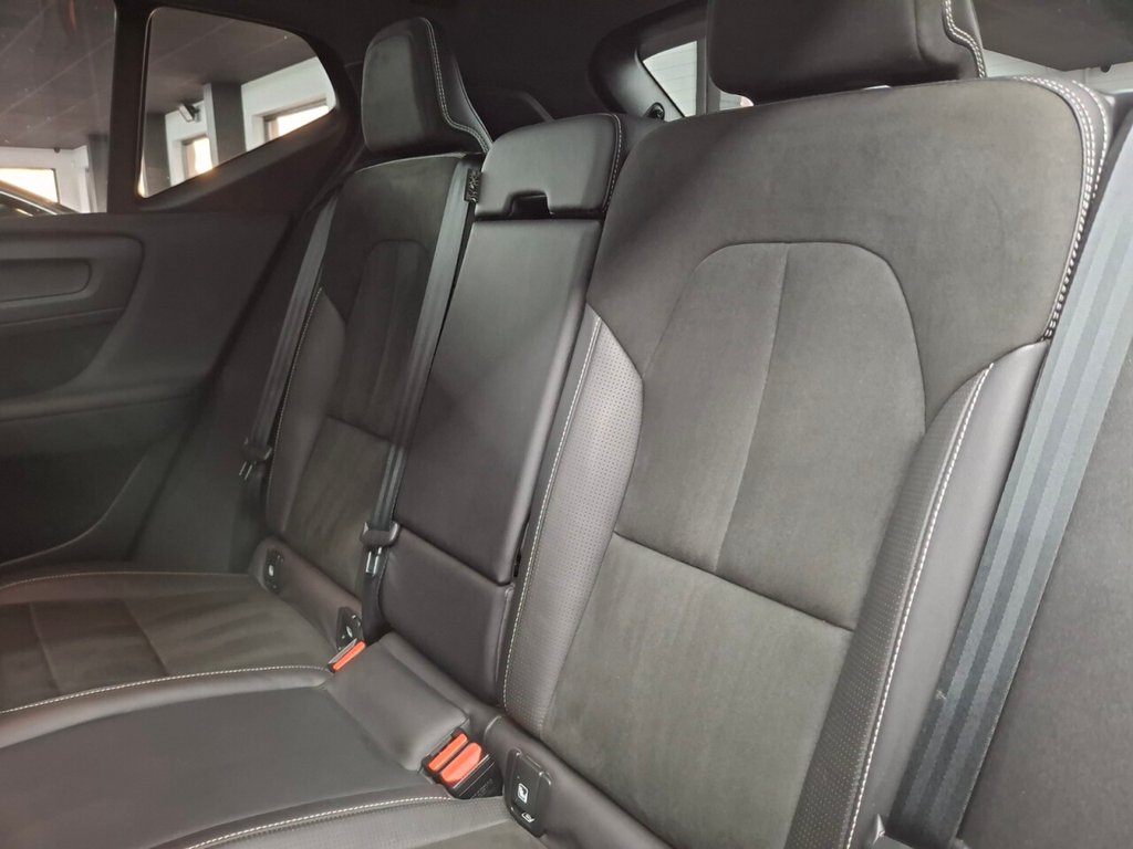 Used Volvo XC40 2020 for sale - 76768801: Photo 44