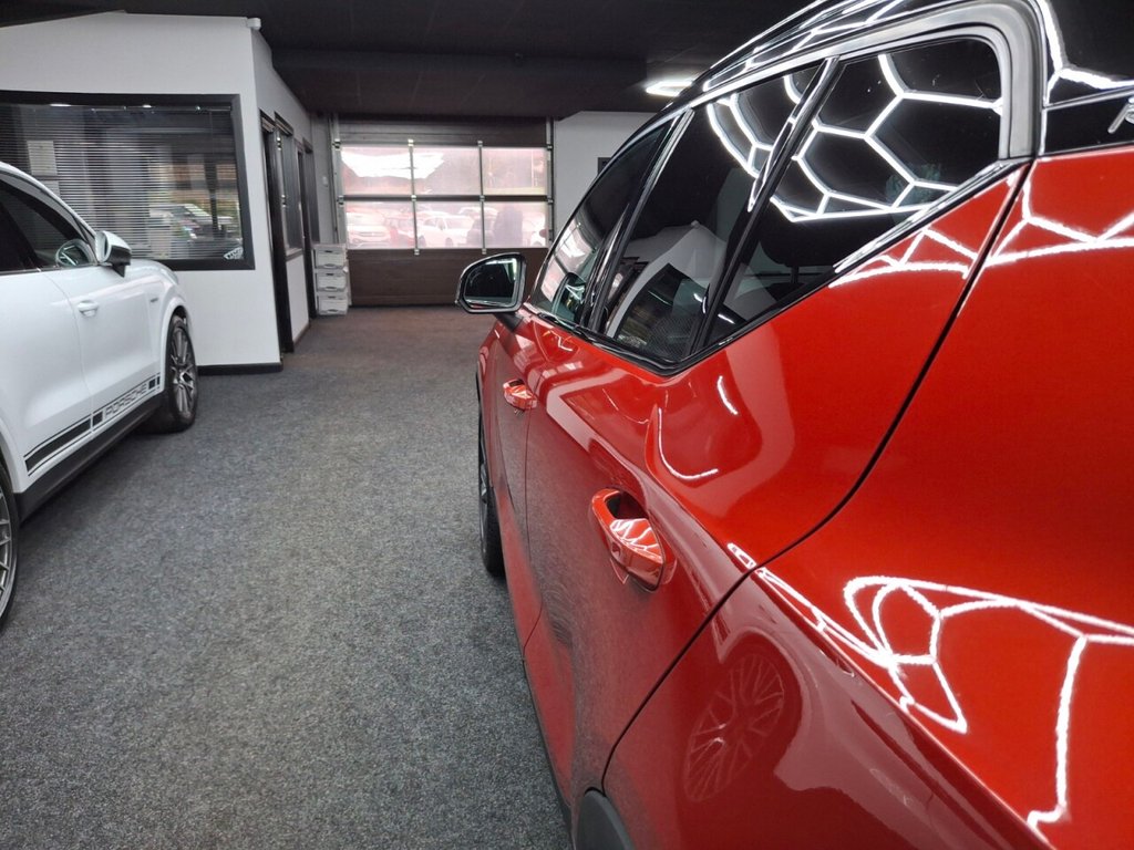 Used Volvo XC40 2020 for sale - 76768801: Photo 5