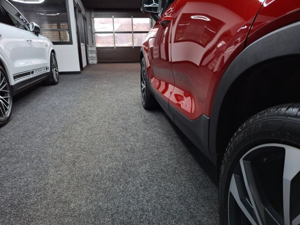 Used Volvo XC40 2020 for sale - 76768801: Photo 6