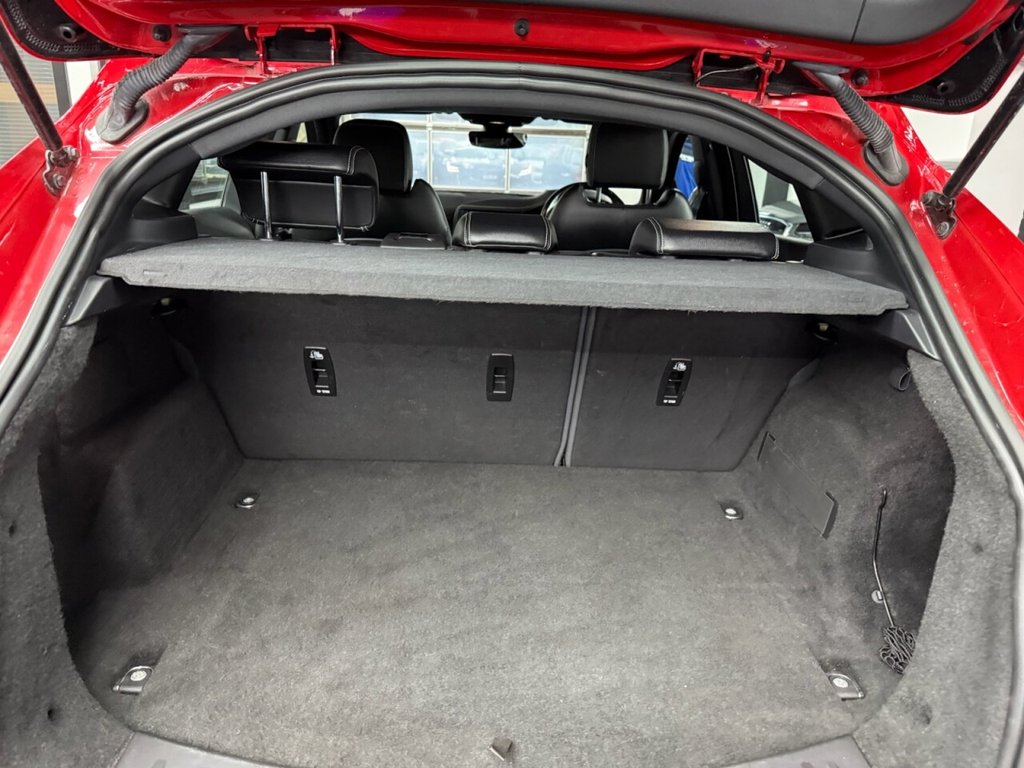 Used Jaguar E-Pace 2019 for sale - 77966733: Photo 40