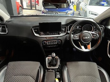 Used Kia XCeed 2023 for sale - 78737730: Photo