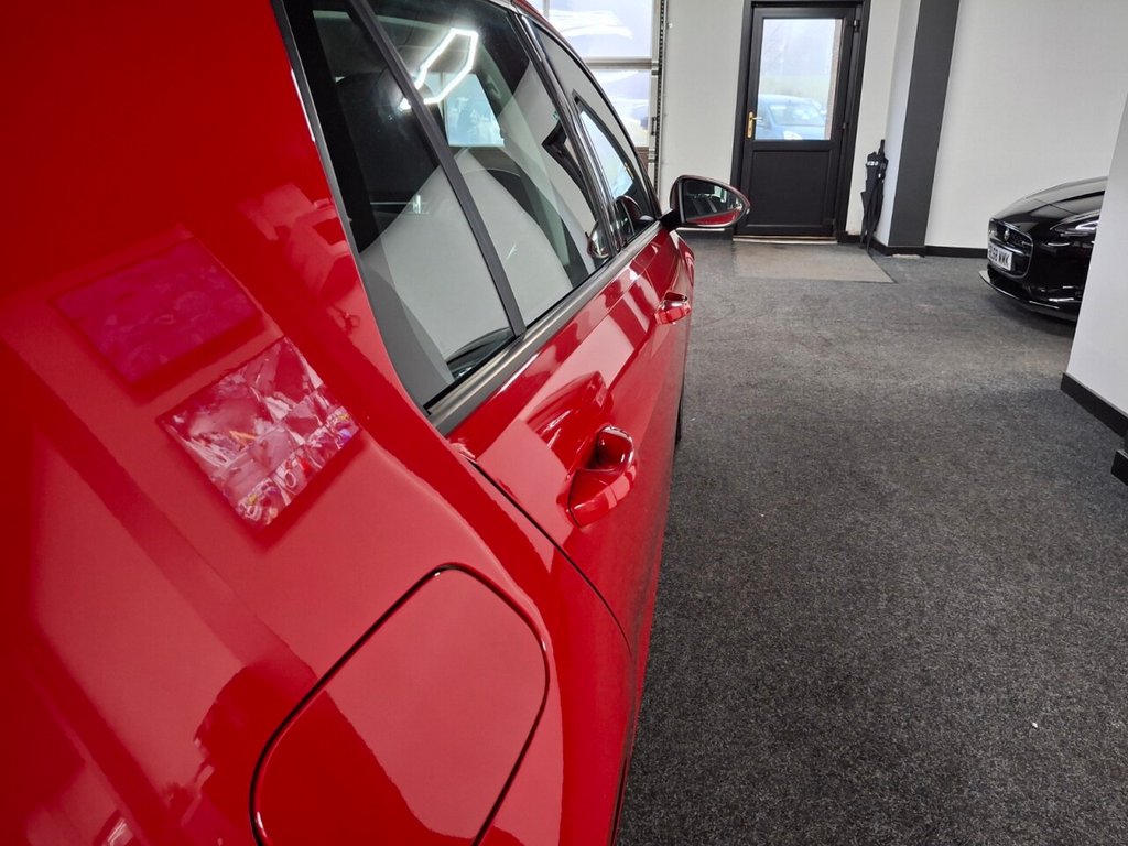 Used Volkswagen Golf 2015 for sale - 76202485: Photo 11