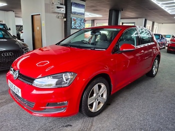 Used Volkswagen Golf 2015 for sale - 76202485: Photo 2