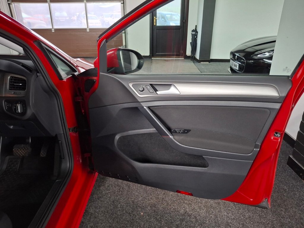 Used Volkswagen Golf 2015 for sale - 76202485: Photo 30