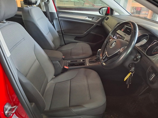 Used Volkswagen Golf 2015 for sale - 76202485: Photo 5