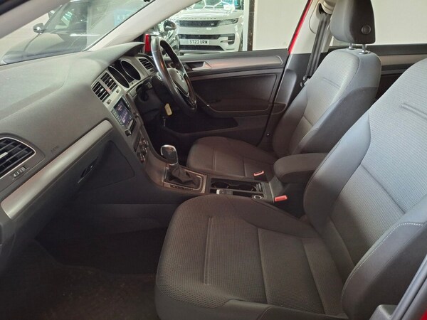 Used Volkswagen Golf 2015 for sale - 76202485: Photo 6