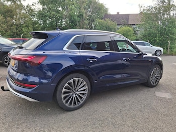 Used Audi e-tron 2020 for sale - 79117533: Photo