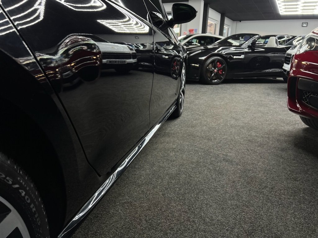 Used Volkswagen Golf 2018 for sale - 76986094: Photo 13