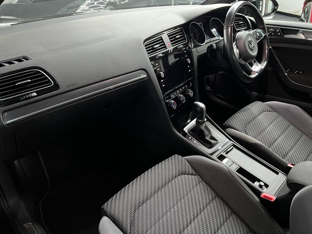 Used Volkswagen Golf 2018 for sale - 76986094: Photo 29