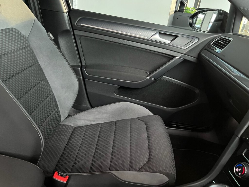 Used Volkswagen Golf 2018 for sale - 76986094: Photo 33