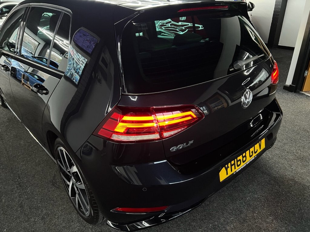 Used Volkswagen Golf 2018 for sale - 76986094: Photo 8