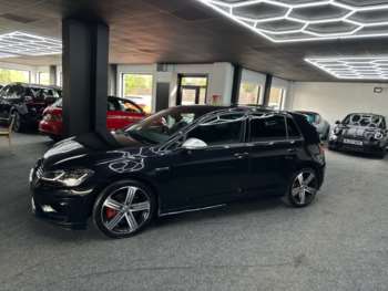 Used Volkswagen Golf 2019 for sale - 74277704: Photo