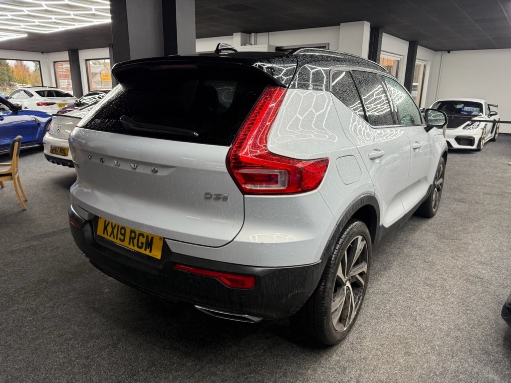 Used Volvo XC40 2019 for sale - 76454371: Photo 4