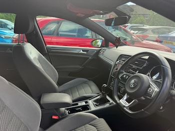 Used Volkswagen Golf 2019 for sale - 78818465: Photo