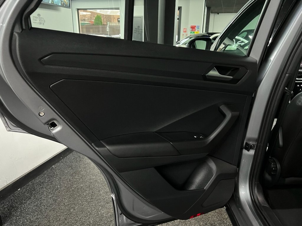 Used Volkswagen T-Roc 2022 for sale - 77038248: Photo 41