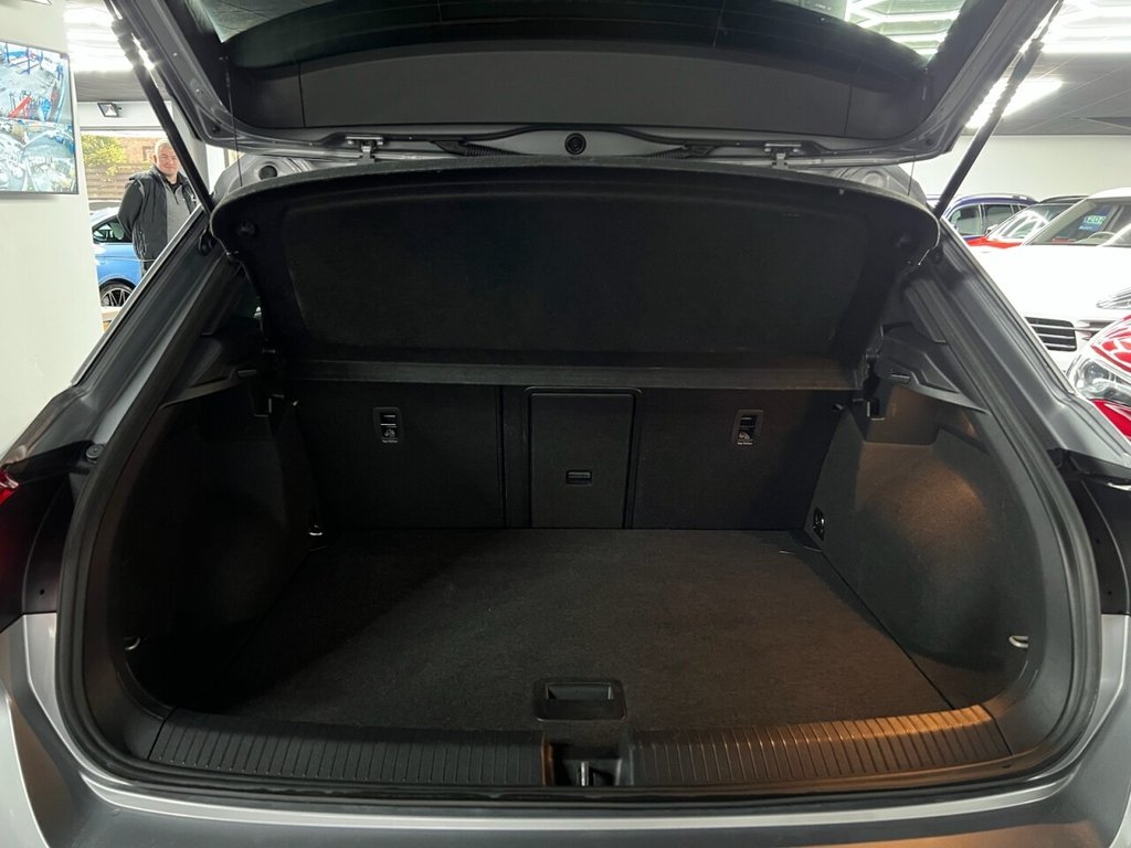 Used Volkswagen T-Roc 2022 for sale - 77038248: Photo 45