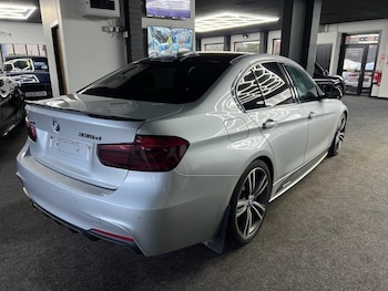 Used BMW 3 Series 2017 for sale - 77654959: Photo