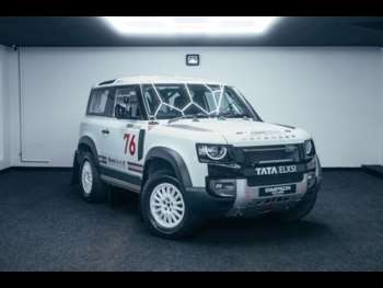 2021 (71) - BOWLER DEFENDER CHALLENGE RALLY CAR | NUMBER 009 3-Door