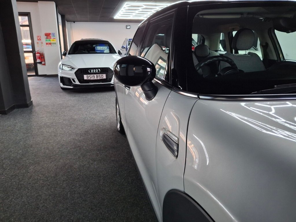 Used MINI Hatch 2019 for sale - 76417430: Photo 15