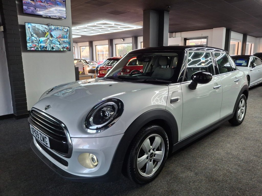 Used MINI Hatch 2019 for sale - 76417430: Photo 2