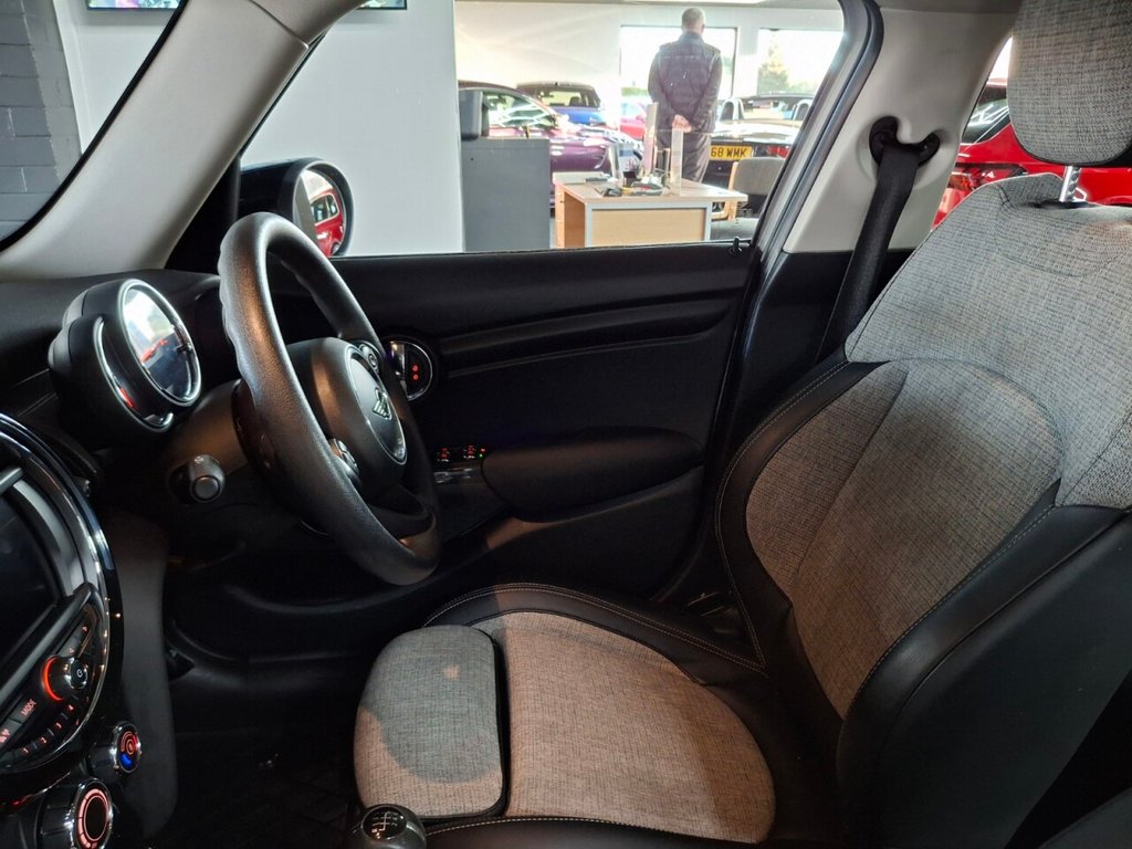 Used MINI Hatch 2019 for sale - 76417430: Photo 26