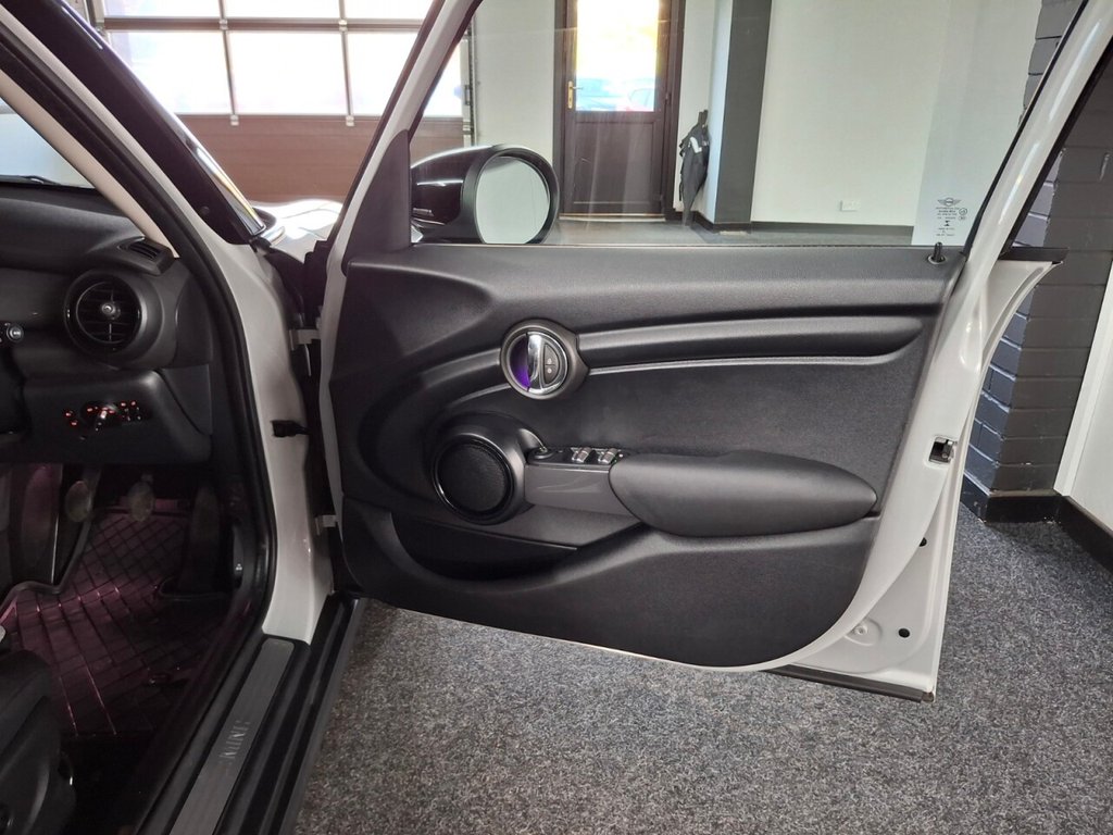 Used MINI Hatch 2019 for sale - 76417430: Photo 31