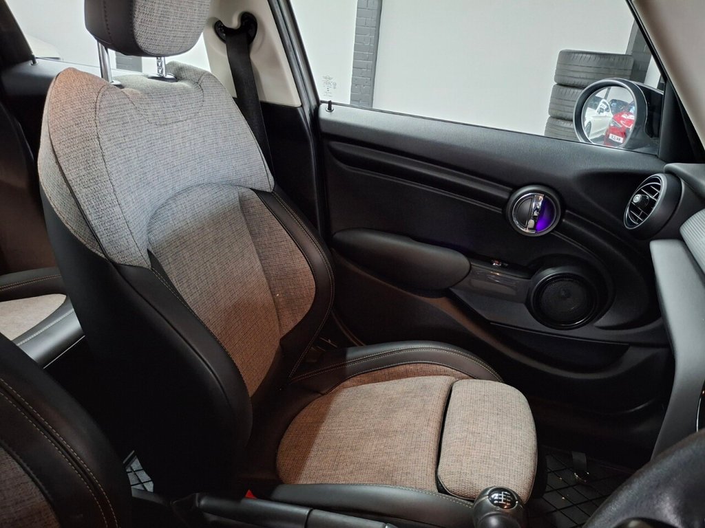 Used MINI Hatch 2019 for sale - 76417430: Photo 33