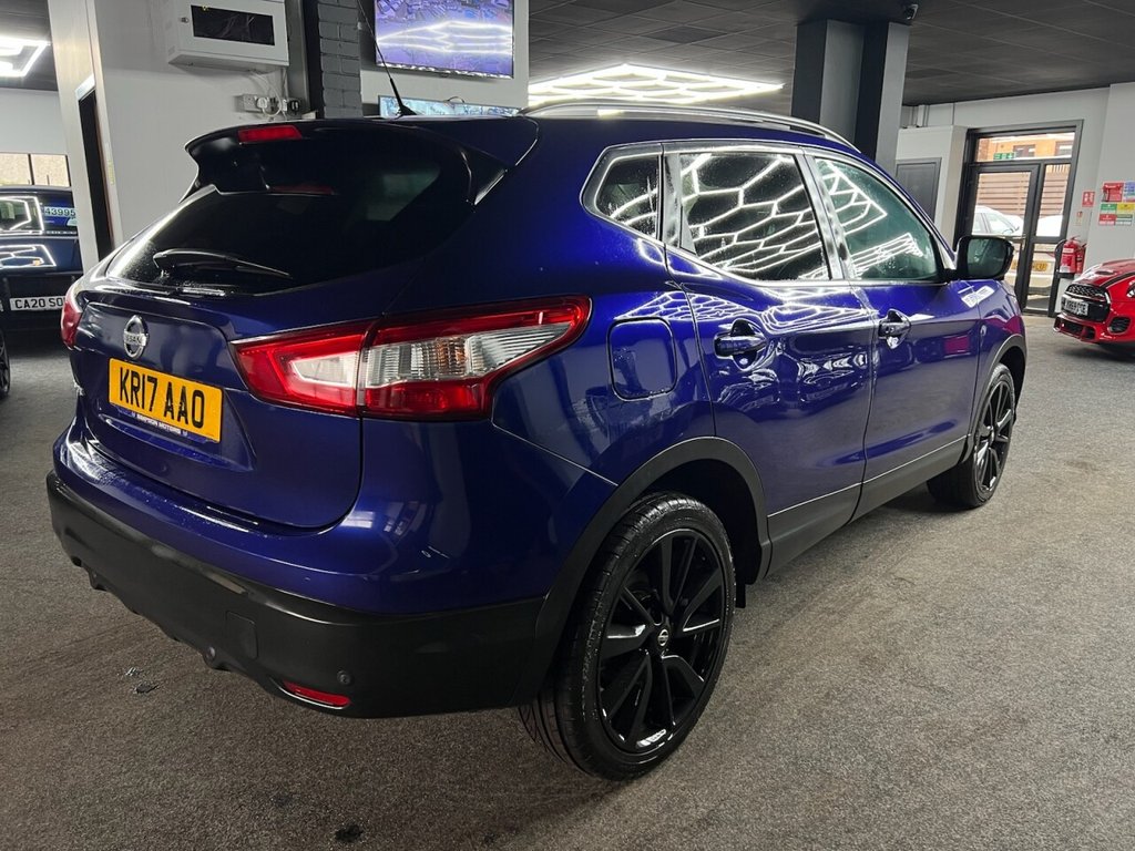 Used Nissan Qashqai 2017 for sale - 77609350: Photo 4